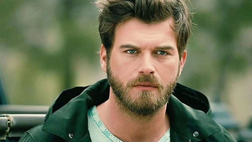 Kıvanç Tatlıtuğ ve Ünlü İsimler, Özge Özpirinçci’nin ‘Bulaşıkçılar’ Oyununun Galasında Bir Araya Geldi!