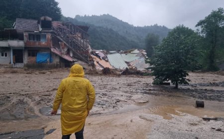 Trabzon’daki Sel Felaketi Sonrası Bakan Uraloğlu'ndan Açıklama: “Çalışmalarımız Aralıksız Sürüyor”