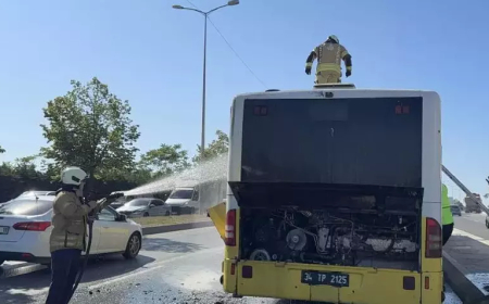 Sultangazi’de Seyir Halindeki İETT Otobüsü Alev Aldı: Yangına Beton Mikseriyle Müdahale
