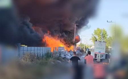 Bursa’da Plastik Fabrikasında Korkutan Yangın