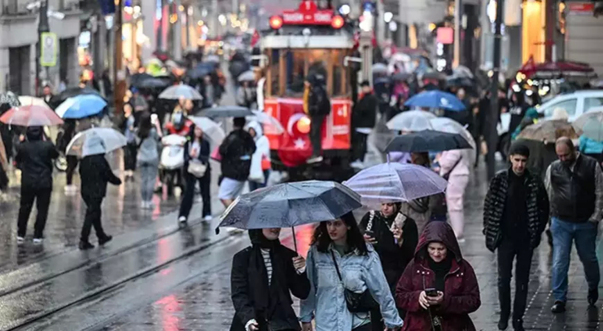 İstanbul’a gök gürültülü sağanak uyarısı! Meteorolojiden kritik hava durumu açıklaması geldi
