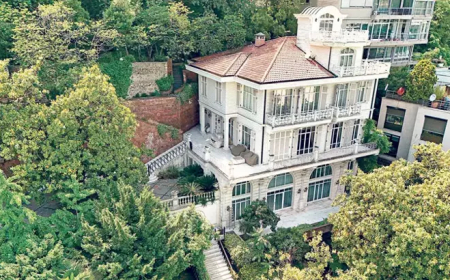 Koza Altın, Bebek’teki “Beyaz Köşk”ü Üçüncü Kez Satışa Çıkarıyor