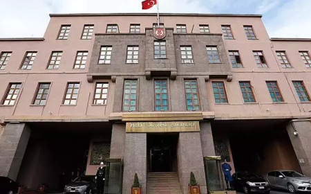 İskenderun Deniz Er Eğitim Alayı’nda Yüksek Ateş Nedeniyle Hastaneye Kaldırılan 7 Askerden 2’si Şehit Oldu