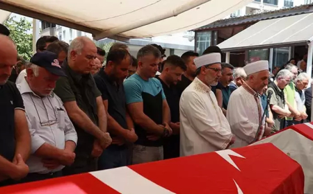 Bursa’daki Orman Yangınına Su Taşıyan Tanker Devrildi: 2 Kişi Toprağa Verildi