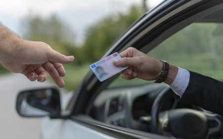 Ehliyet Yenilemede Son Gün! Eski Tip Sürücü Belgeleri Yarın Geçersiz Sayılacak
