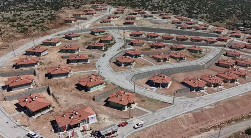 Osmaniye Bahçe Köyü’nde 89 Deprem Konutu Hak Sahiplerine Teslim Edildi