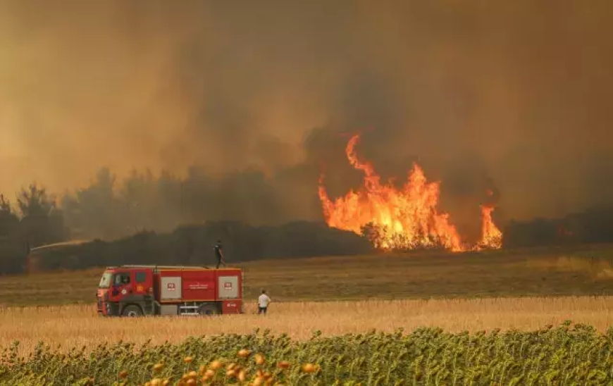 Tekirdağ’daki Orman Yangını 42 Saat Sonra Kısmen Kontrol Altına Alındı