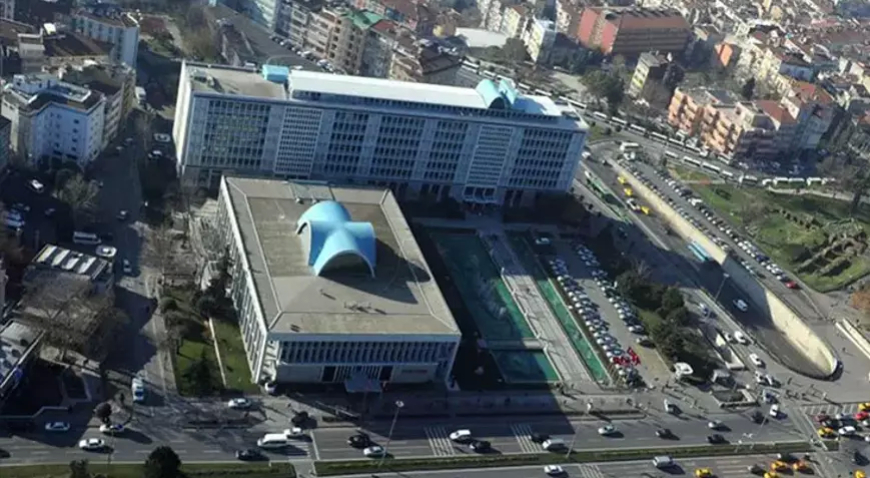 İBB’ye Yönelik Yolsuzluk Soruşturmasında 17 Şüpheli Adliyeye Sevk Edildi