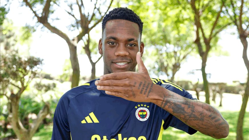 Jhon Duran’dan Fenerbahçe Taraftarına İlk Mesaj: “Gerçek Fenerbahçeli Olmak İçin Galatasaray’a Gol Atmak İstiyorum”