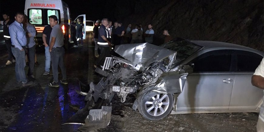Yangına Yardıma Giderken Kaza Yaptılar: Baba-Oğul Yaralandı
