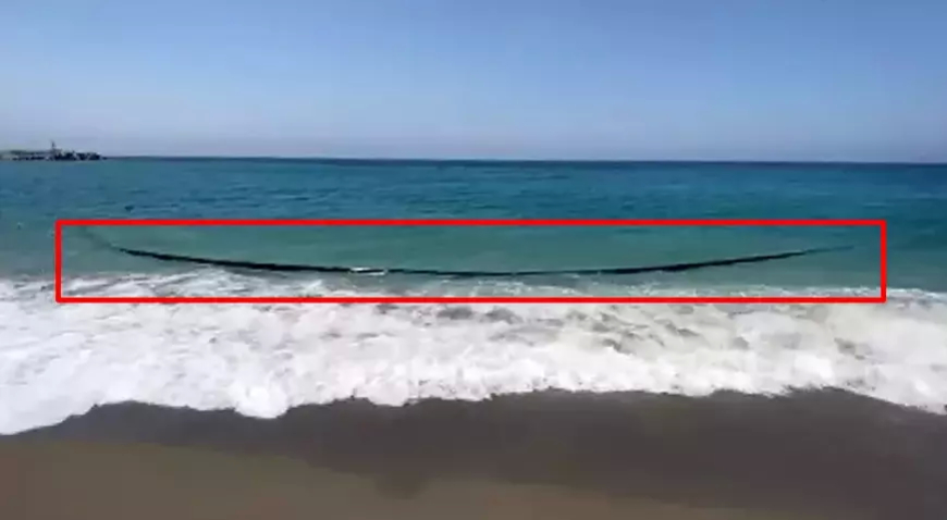 Selinus Sahili’nde 500 Metrelik Plastik Boru Bulundu: Kirlilik Soruşturması Derinleşiyor