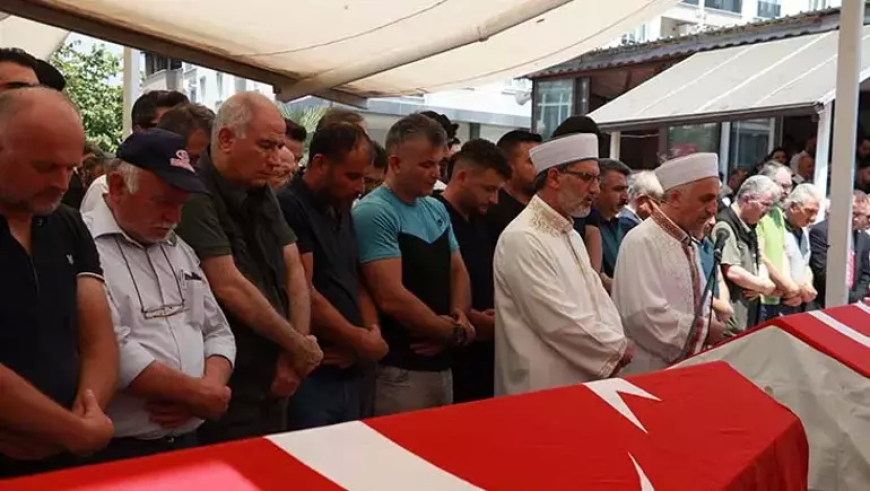 Bursa’daki Orman Yangınına Su Taşıyan Tanker Devrildi: 2 Kişi Toprağa Verildi