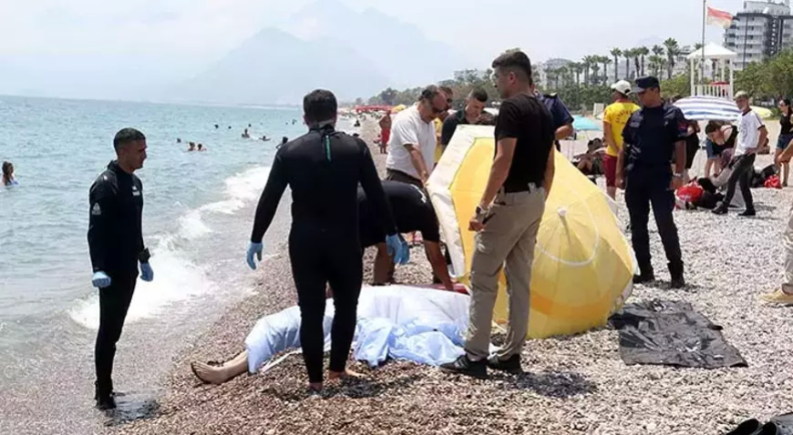 Antalya Konyaaltı Sahili’nde Falezlerden Düşen Kişinin Cansız Bedeni Bulundu