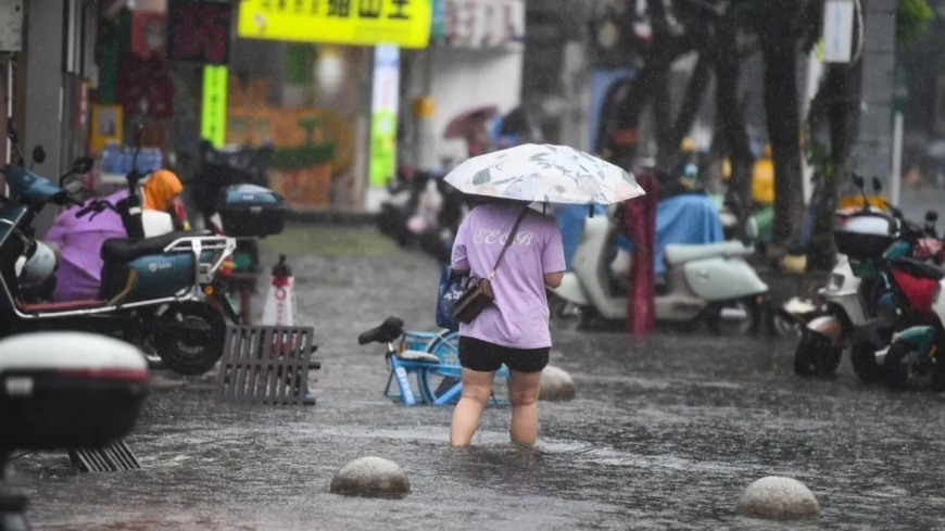 Wipha Fırtınası Tayland ve Laos'ta Can Kaybına ve Büyük Hasara Yol Açtı