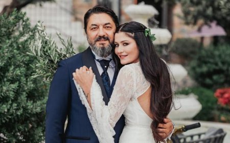 Deniz Çakır ve Eşi Bilgehan Baykal, Bodrum Tatilinde El Ele Görüntülendi