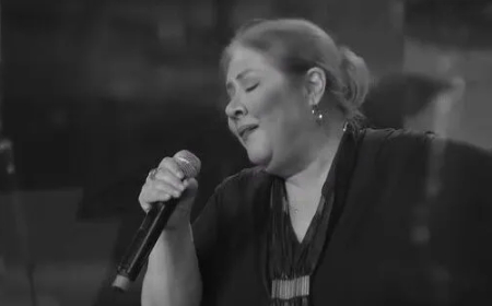 Türk Halk Müziği Sanatçısı Banu Kırbağ, 74 Yaşında Hayatını Kaybetti