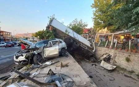 Nevşehir'de Freni Patlayan Kamyon Dehşet Saçtı: 6 Yaralı