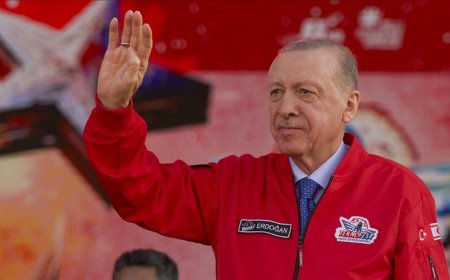 Cumhurbaşkanı Erdoğan, TEKNOFEST Mavi Vatan’da Gençlerle Buluştu