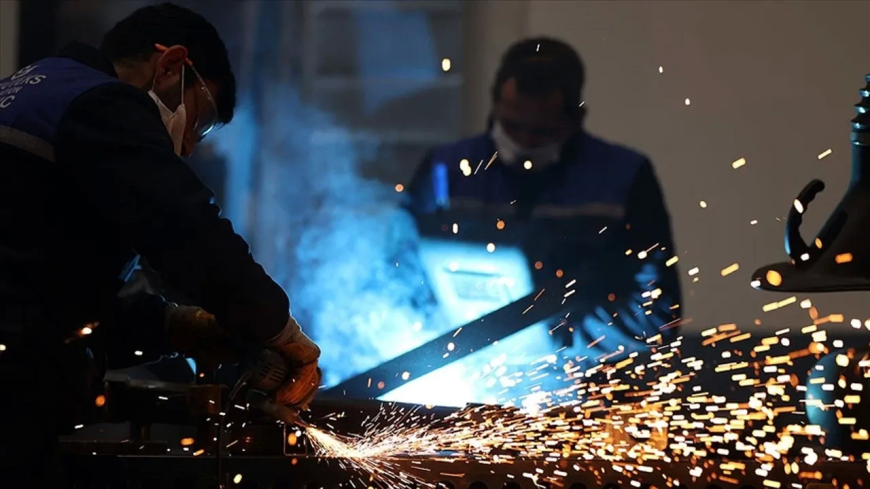 Türk İmalat Sektöründe Daralma Derinleşiyor: Temmuz PMI Verileri Alarm Veriyor