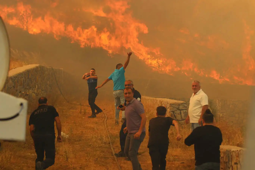 Türkiye’de Orman Yangını Alarmı: 2 Günde 150 Yangın, 23 Gözaltı