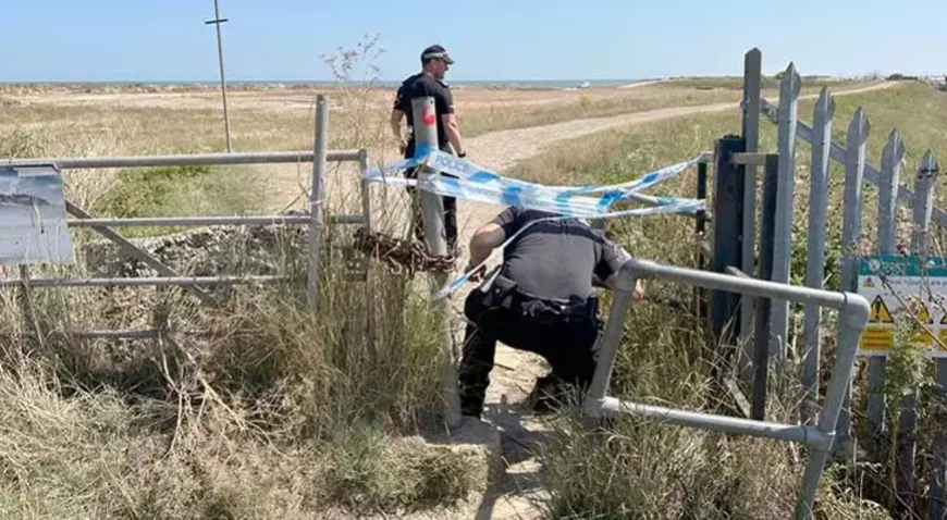 İngiltere’nin Sessiz Kasabasında Kanlı Kavga: 3 Çocuk Cinayet Şüphelisi