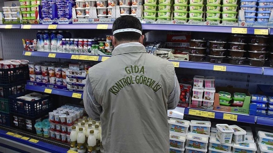 Ankara’da Binlerce Kaçak ve Tehlikeli Gıda Ele Geçirildi