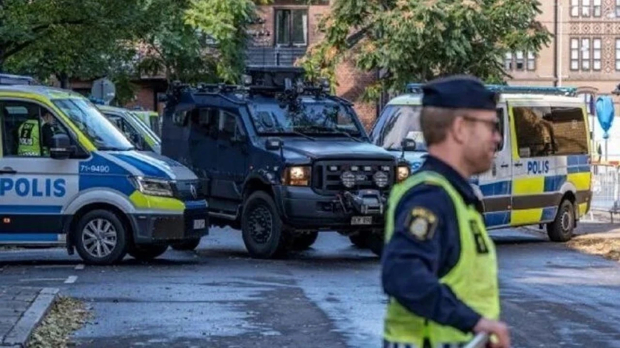 İsveç’te Cami Yakınında Silahlı Saldırı: 2 Yaralı