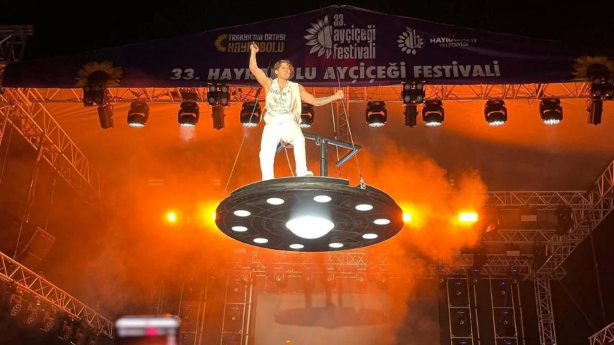 Ünlü Rapçi Çakal’a Konser Çıkışı Silahlı Saldırı