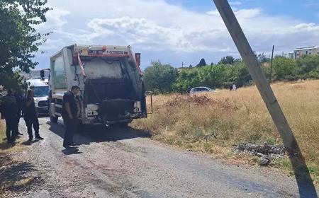 Kırıkkale’de Çöp Kamyonu Kazası: Temizlik Görevlisinin Kolu Koptu