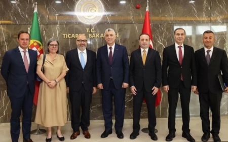 Ticaret Bakanı Bolat: Türkiye-Portekiz Ticaret Hedefi 3,5 Milyar Dolar