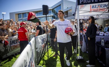 ABD’de Aktivist Charlie Kirk Silahlı Saldırıda Hayatını Kaybetti