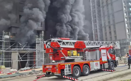 Kadıköy Fikirtepe’de Rezidans İnşaatında Yangın Paniği