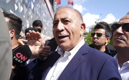 Gürsel Tekin’den CHP İstanbul İl Yönetimi Hakkında İddialara Yanıt