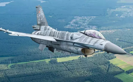 Rus İHA’ları Polonya hava sahasını ihlal etti: F-16’dan atılan füze eve isabet etti iddiası