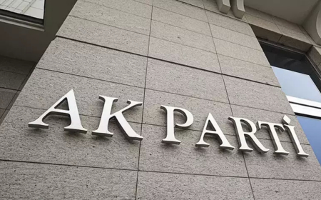 AK Parti 8 İlde Yeni İl Başkanlarıyla Göreve Başlıyor