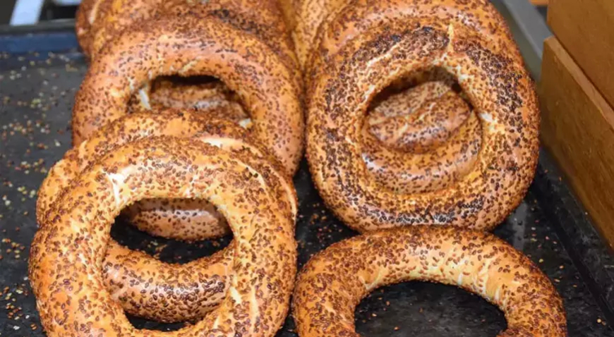 İzmir’de Gevrek Fiyatı 15 TL’den 20 TL’ye Yükseldi