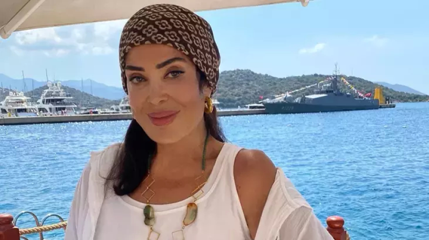 Türkan Şoray Kaş’tan Paylaştığı Tatil Pozlarıyla Sosyal Medyayı Salladı