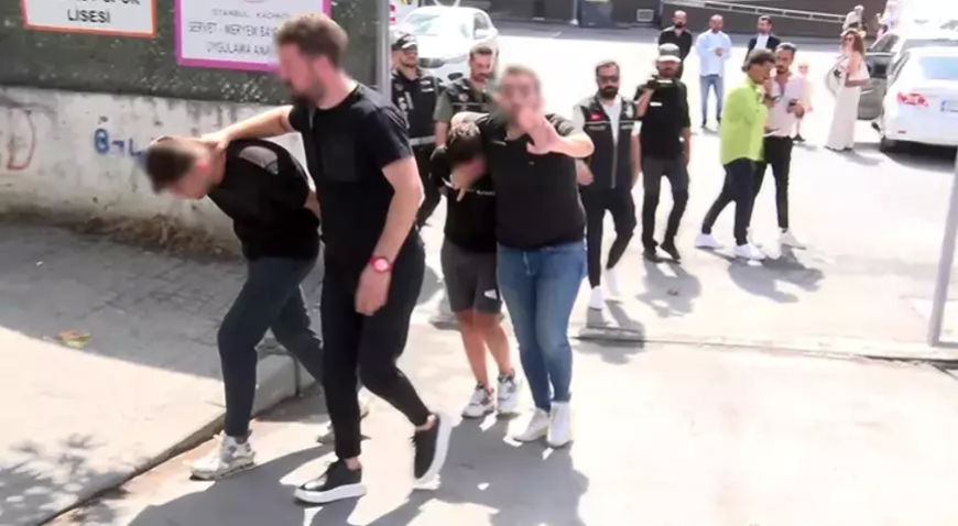 İstanbul Kadıköy’de Okul Çevrelerinde Asayiş Denetimi: 2 Şüpheli Gözaltında