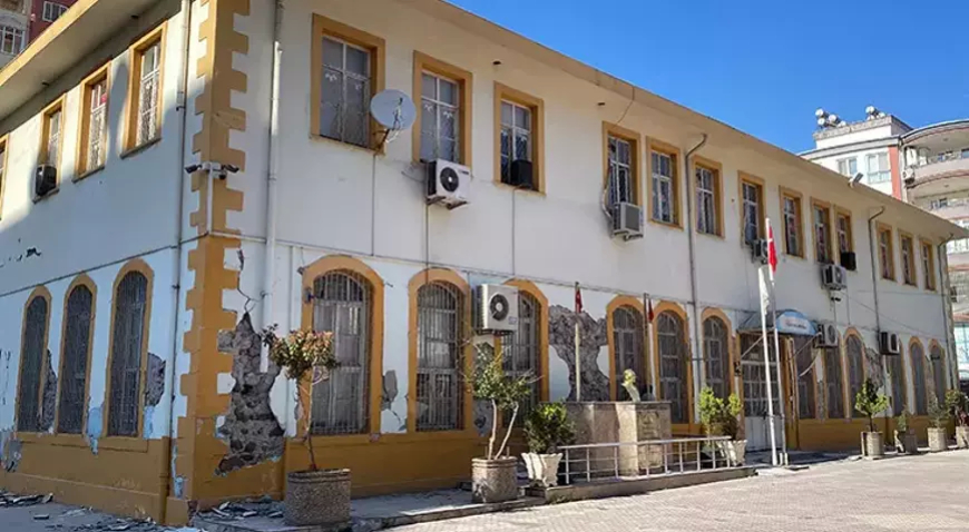 Osmaniye’de Tarihi Yediocak İlkokulu Deprem Sonrası Yeniden İnşa Ediliyor