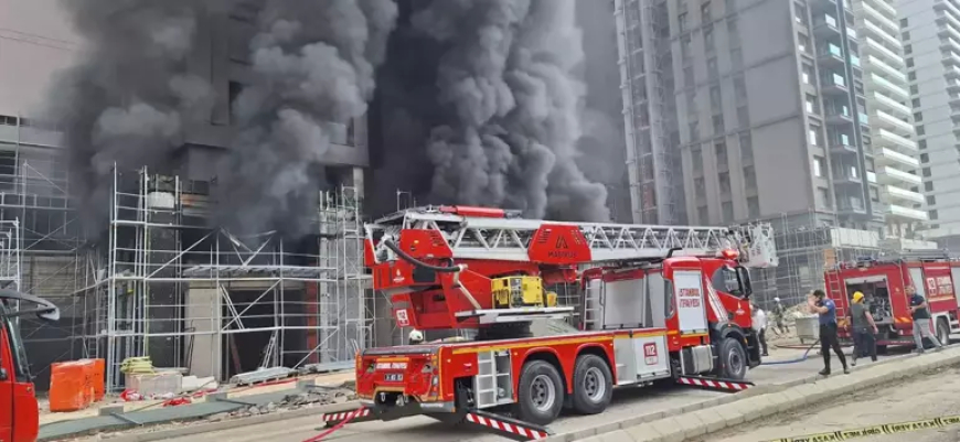 Kadıköy Fikirtepe’de Rezidans İnşaatında Yangın Paniği