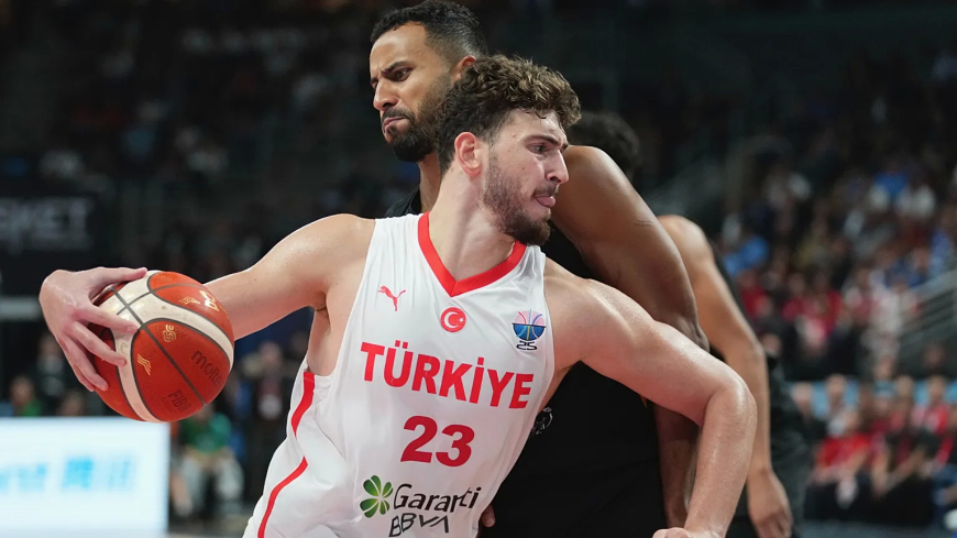 12 Dev Adam Gümüşle Parladı