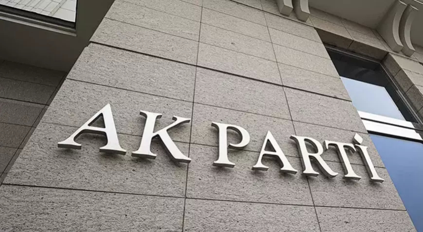 AK Parti 8 İlde Yeni İl Başkanlarıyla Göreve Başlıyor