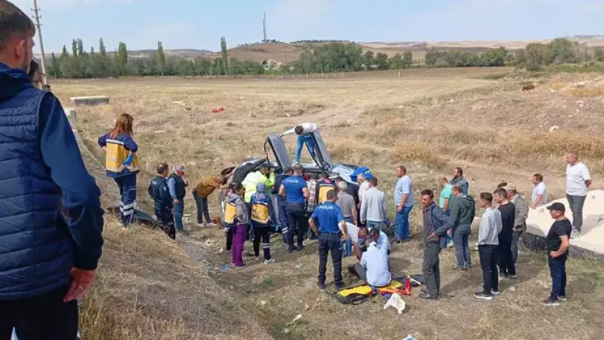 Çorum’da düğün konvoyunda kaza: 2 yaralı