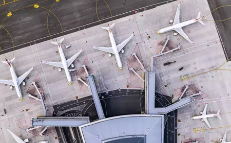 Deprem sonrası İstanbul’daki havalimanlarında uçuşlar kısa süreliğine durdu