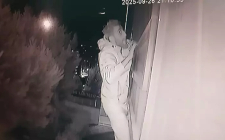 Kadıköy’de Cambaz Gibi Hırsızlık: 2 Şüpheli Yakalandı