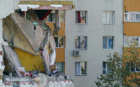 Bükreş’te 8 Katlı Apartmanda Patlama: 3 Ölü, 13 Yaralı