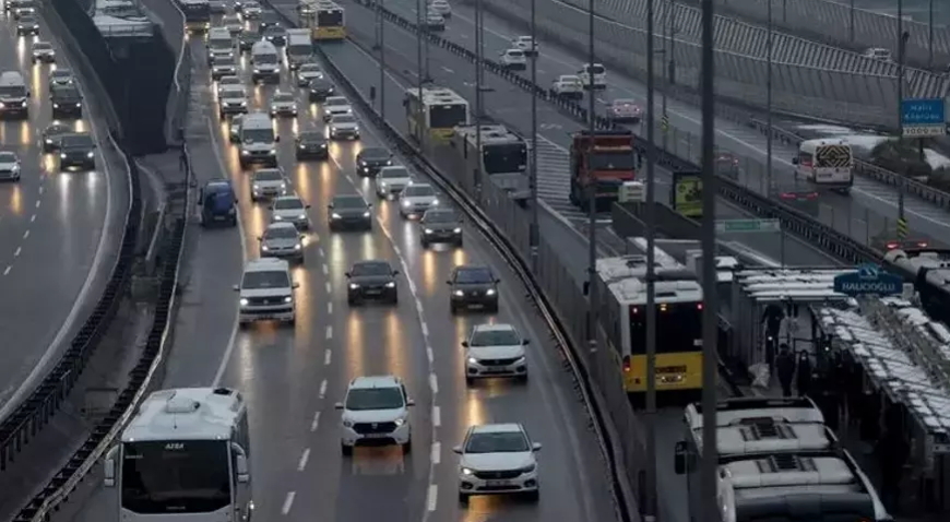 İstanbul’da Haftanın İlk İş Günü Trafik Çilesi