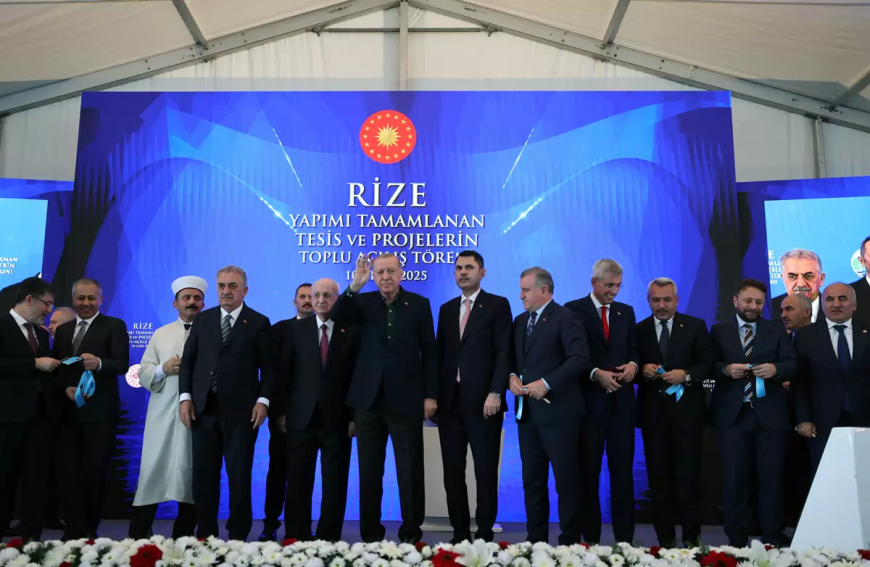 Bakan Murat Kurum: “Eser siyasetine sosyal konut projeleriyle devam edeceğiz”