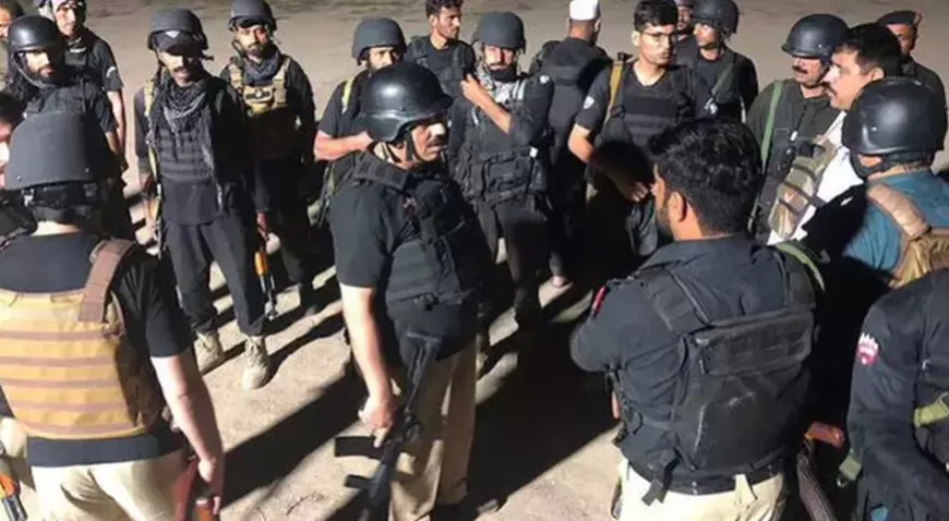 Pakistan’da Polis Eğitim Merkezine Saldırı: 7 Memur Hayatını Kaybetti, 5 Militan Öldürüldü