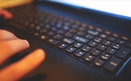 IQ Money'ye Yasa Dışı Bahis ve Dolandırıcılık Operasyonu: 26 Şüpheli Gözaltında, Şirkete Kayyım Atandı